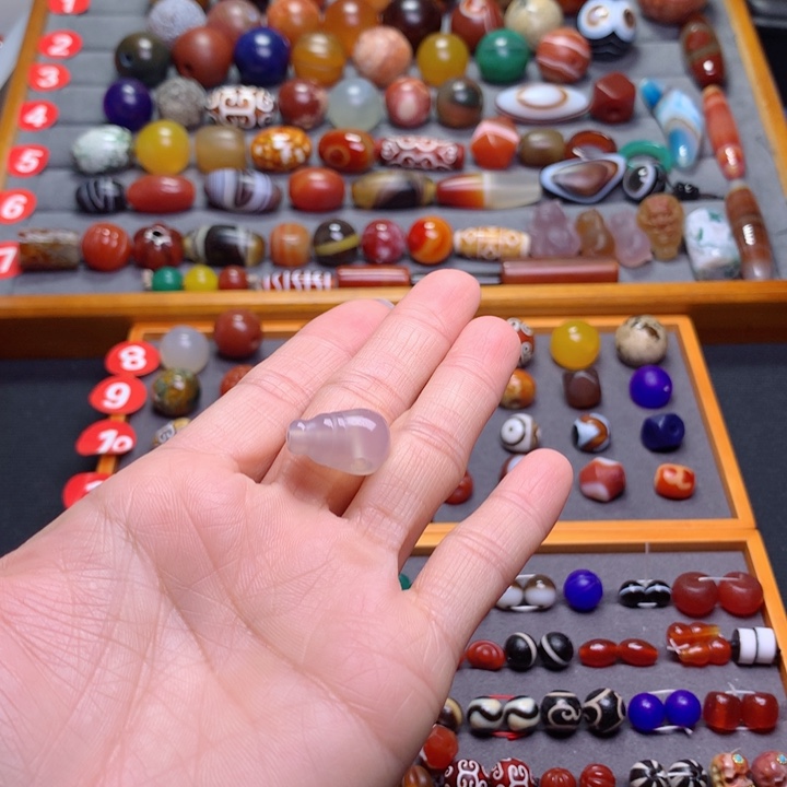 玛瑙/玉髓颈饰未镶嵌S****w