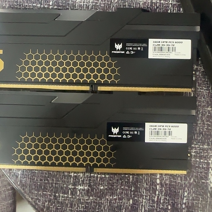 貳***哥准新品宏碁冰刃双16 6000c28