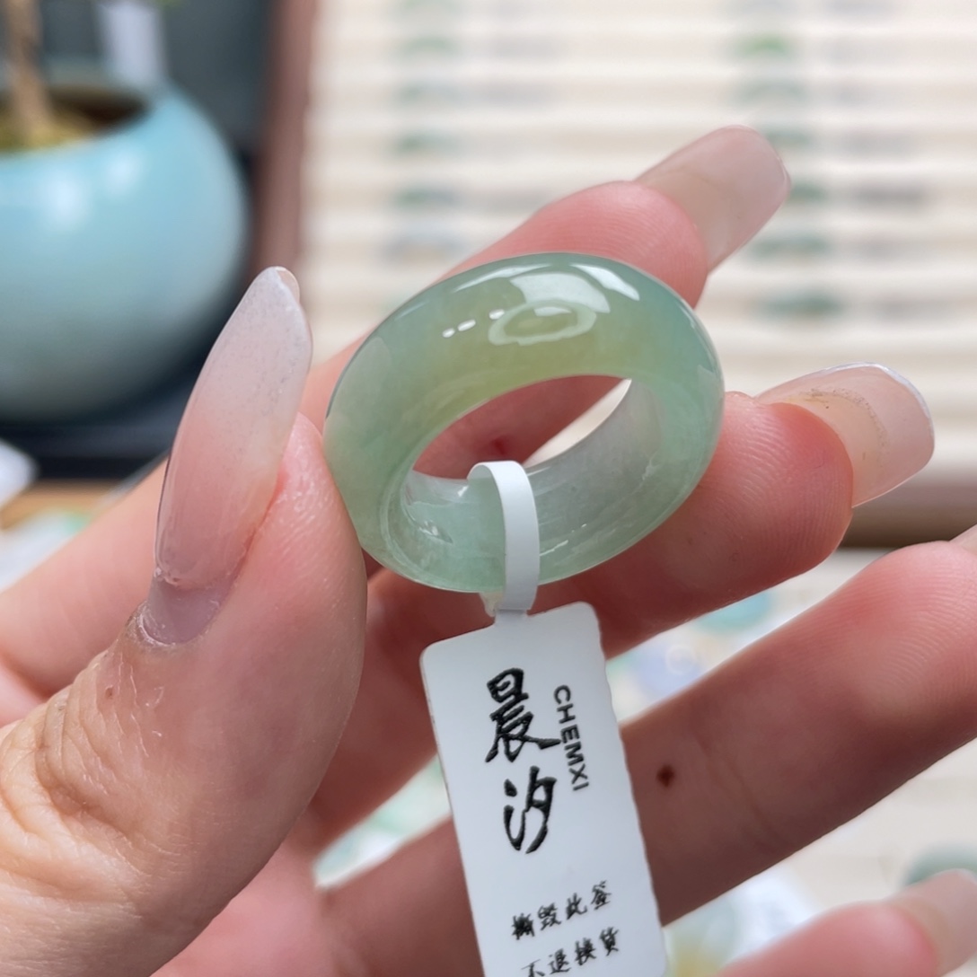 翡翠未镶嵌戒圈a16港圈10冰黄绿底小墩墩