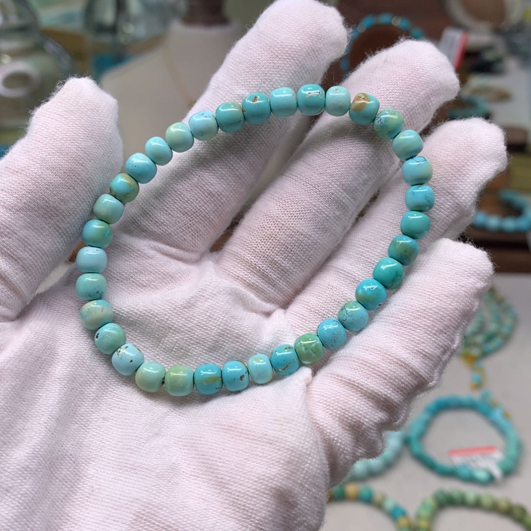 绿松石配饰未镶嵌