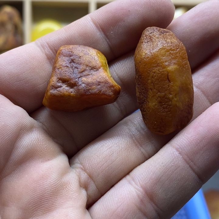 定制琥珀孙**白蜜蜡原石定制