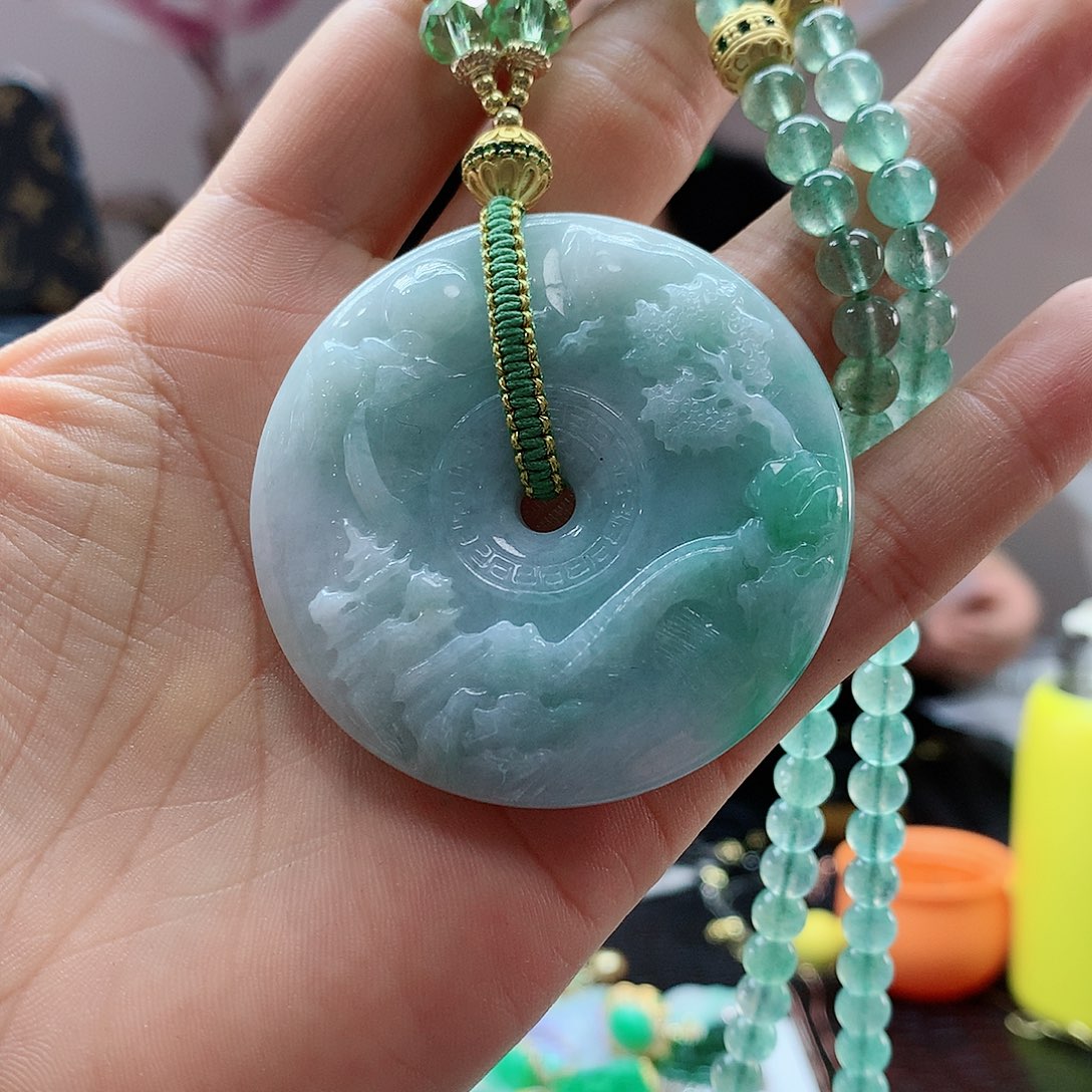 【闪购商品】翡翠吊坠(赠链)未镶嵌
