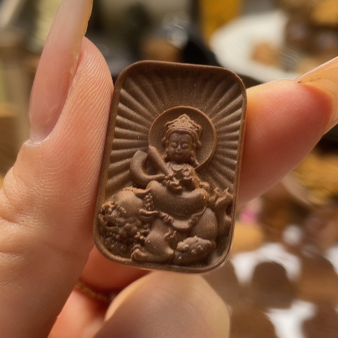 檀香木文殊菩萨老山檀香