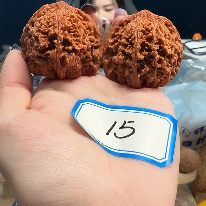 桃核吊坠满天星44尺