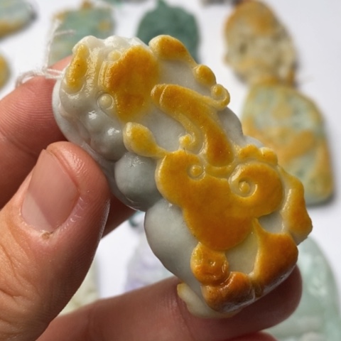 定制翡翠未镶嵌翡翠