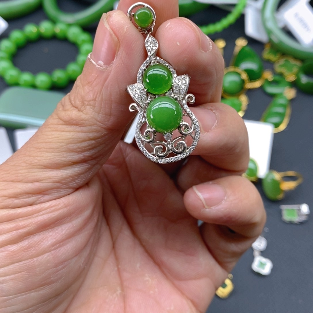 和田玉（碧玉）耳饰银S925镀金镶嵌