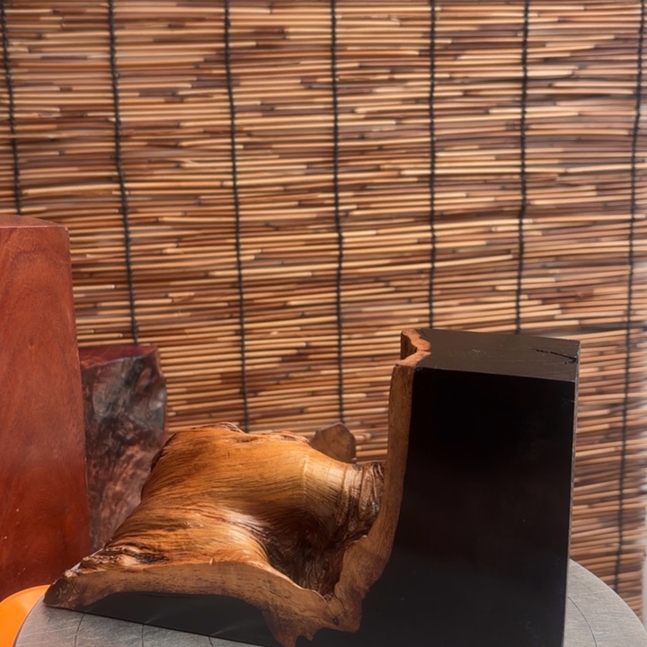 @***好大叶紫檀（黑酸枝木类）