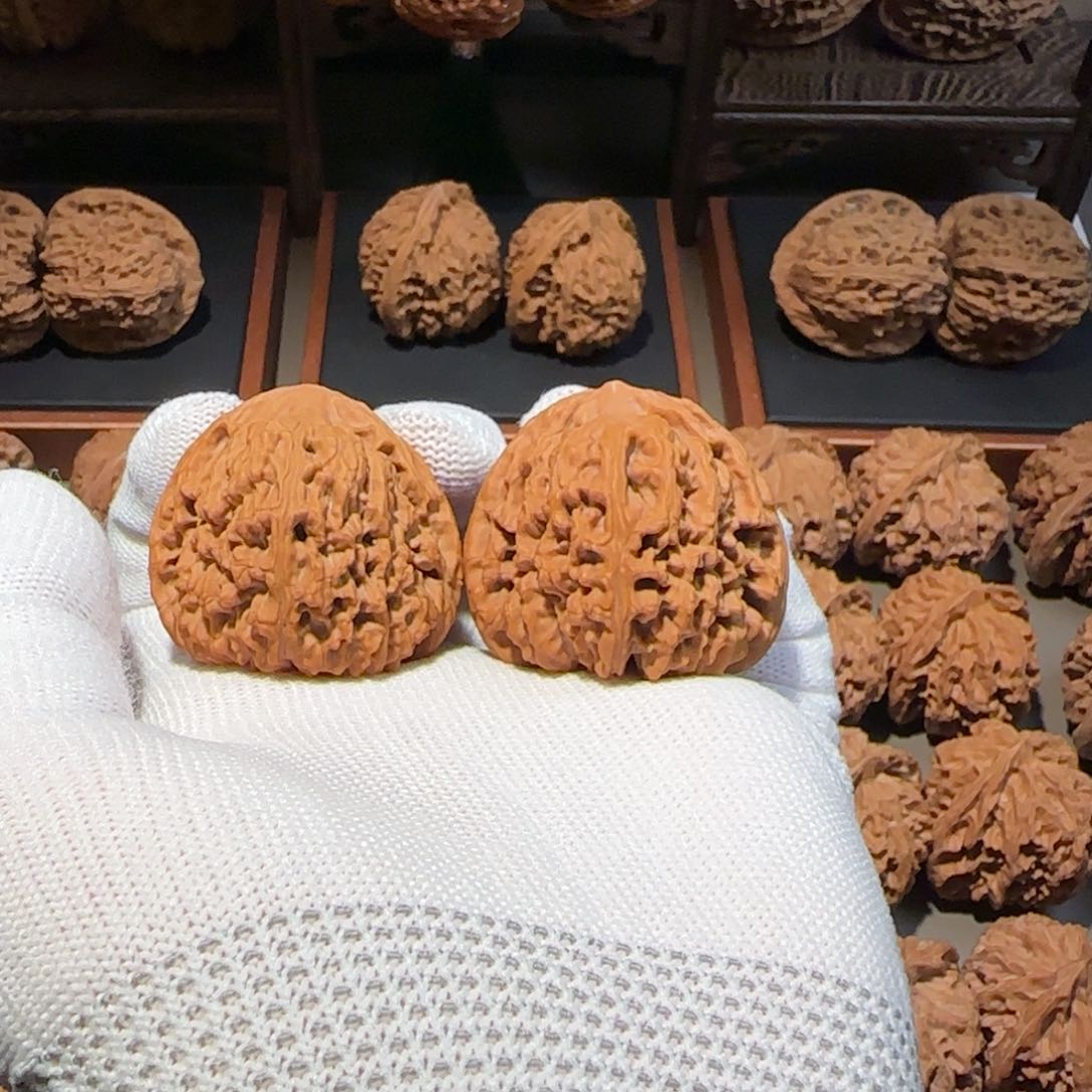 文玩核桃把件湘****翼42尺全品南疆石