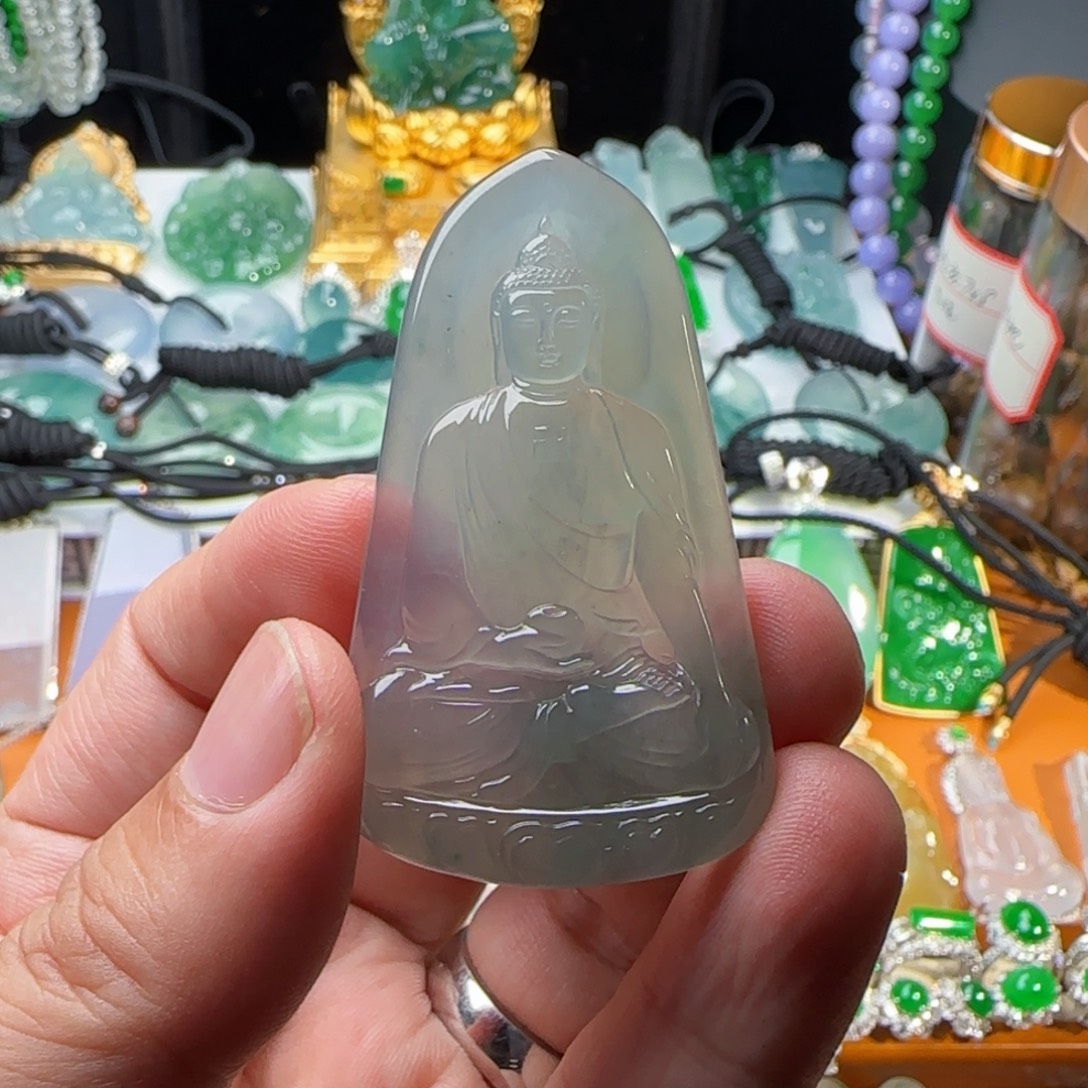 翡翠未镶嵌颈饰大日如来