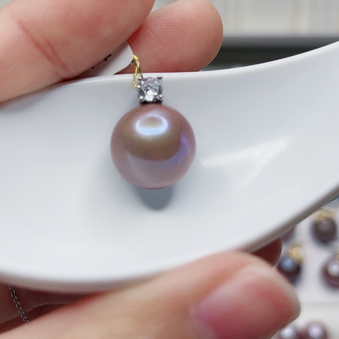 淡水珍珠吊坠(赠链)未镶嵌