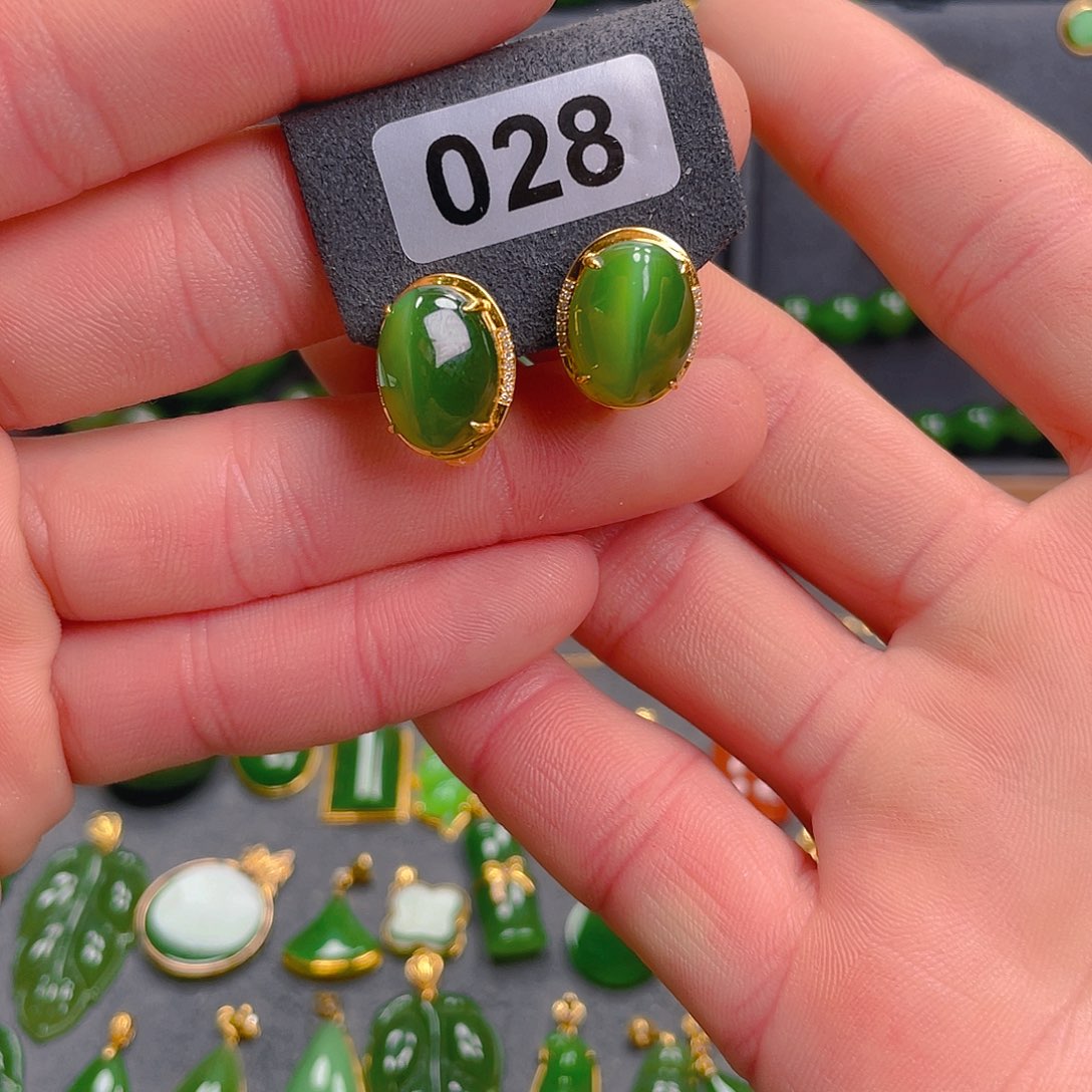 和田玉（碧玉）耳饰18K金镶嵌028