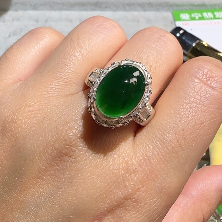 定制翡翠未镶嵌翡翠