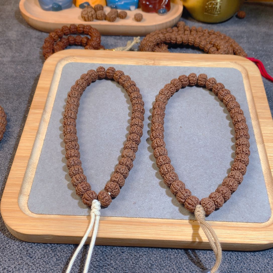 手串金刚菩提亨**服