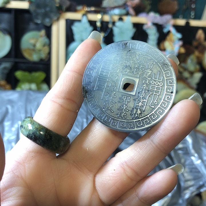 岫玉未镶嵌岫玉挂件