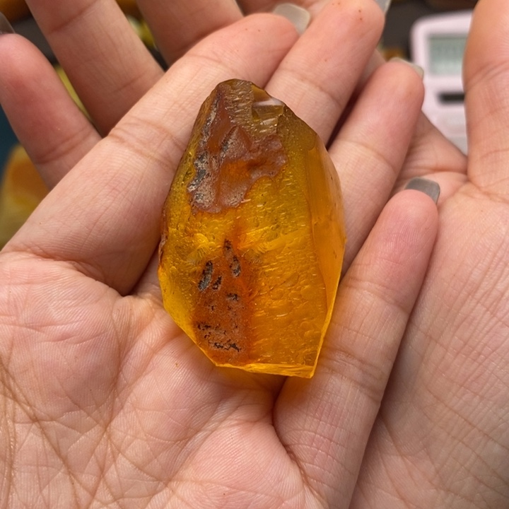 定制琥珀未镶嵌蜜蜡