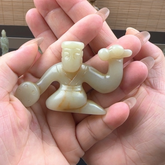 和田玉（糖玉）未镶嵌颈饰