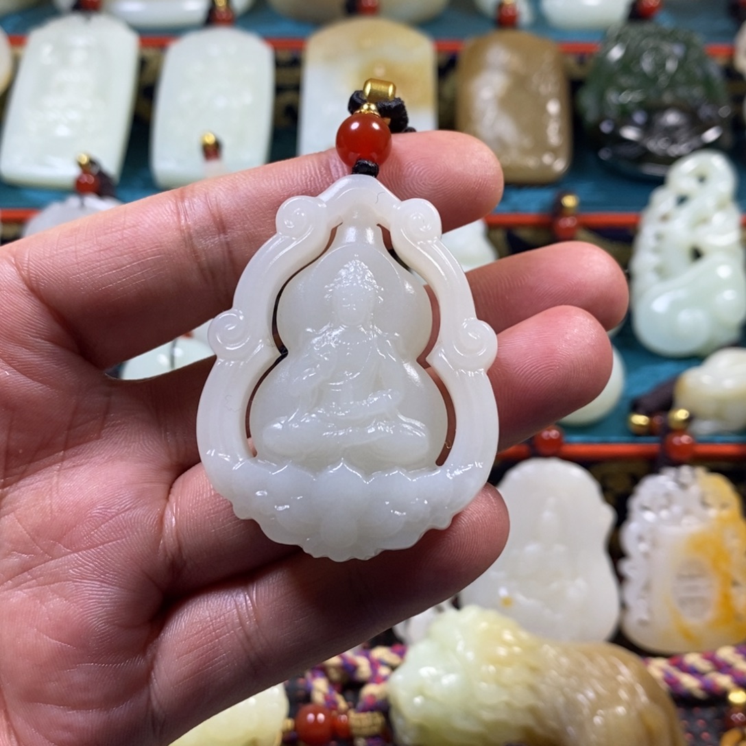 和田玉未镶嵌挂件