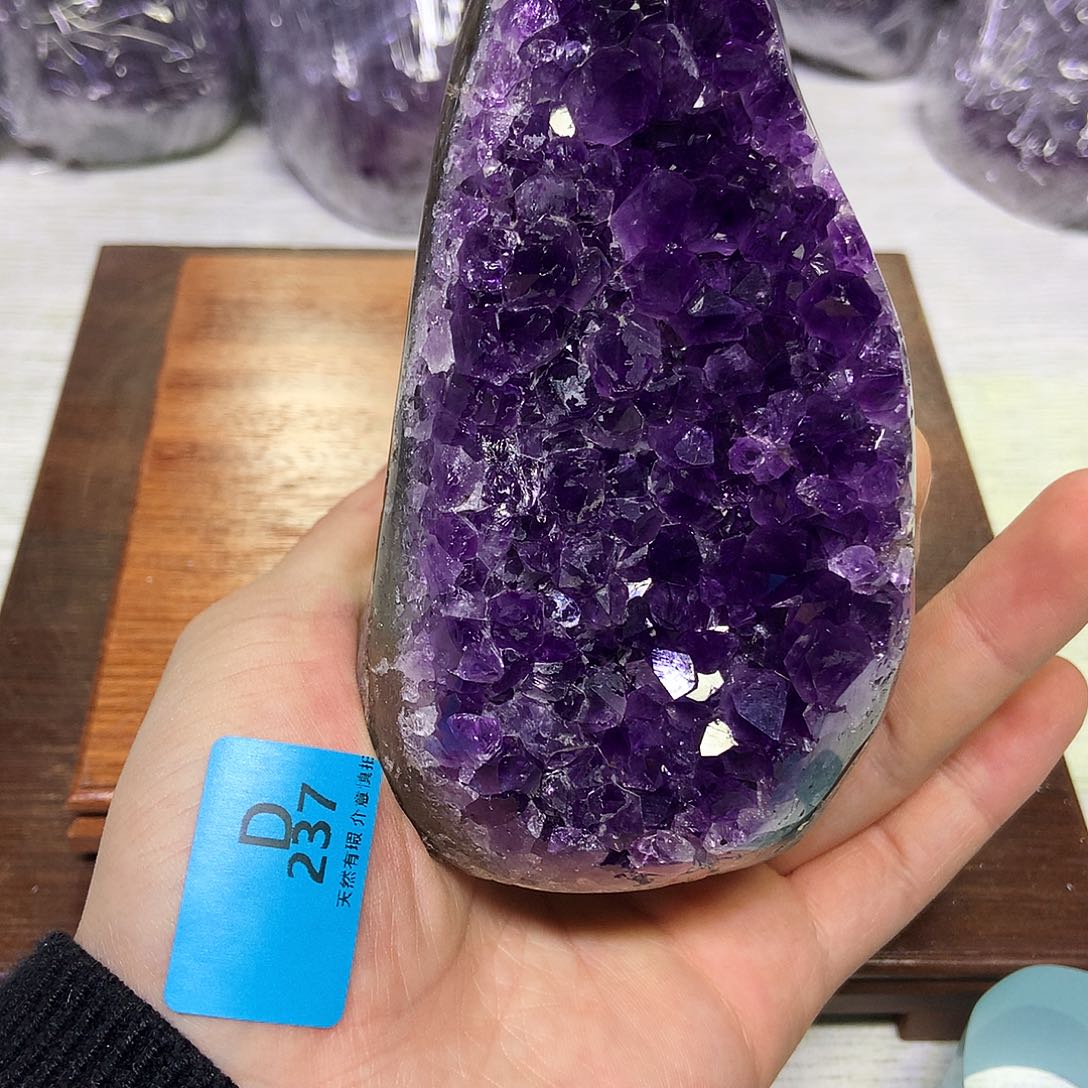 紫晶大型摆件（非配饰）未镶嵌