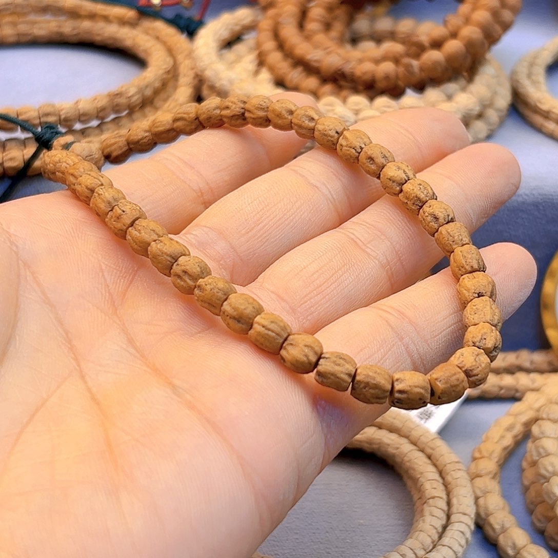 柏香籽/百香籽吊坠布**农