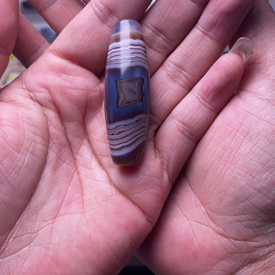 贾***学玛瑙/玉髓未镶嵌颈饰