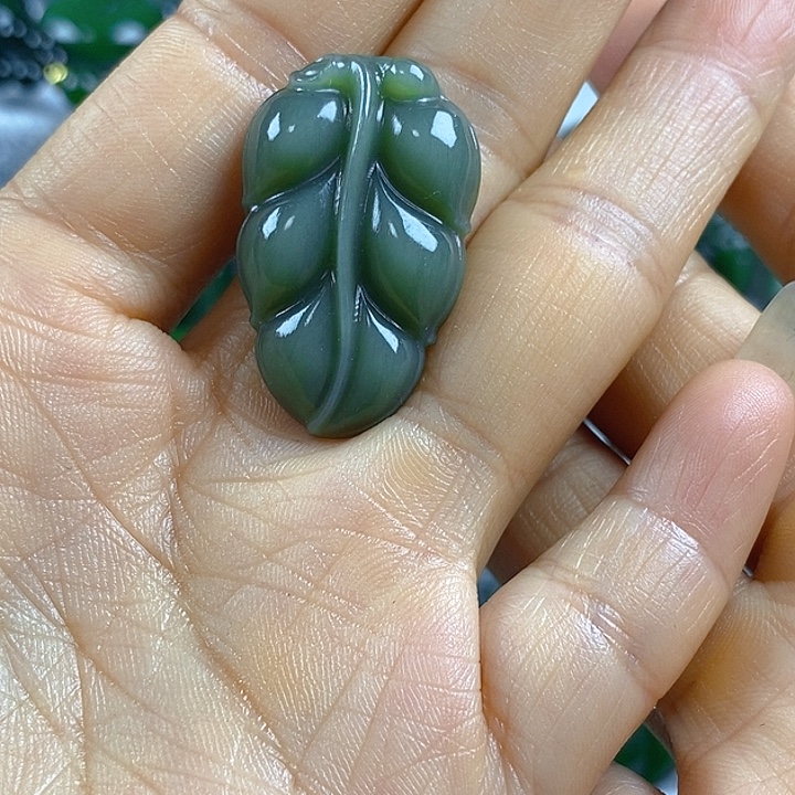 吊坠(不含链)未镶嵌和田玉（碧玉）