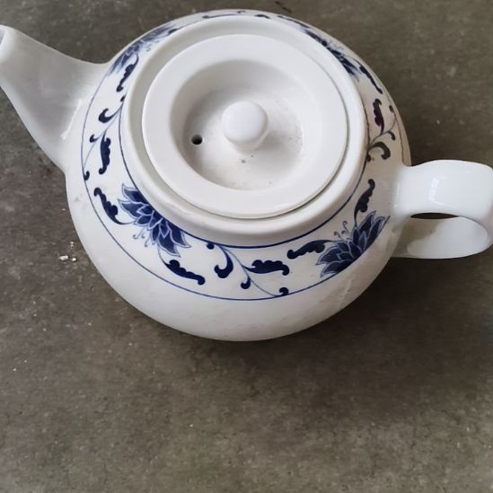 阿***吖瓷陶瓷盘子碗啥都有