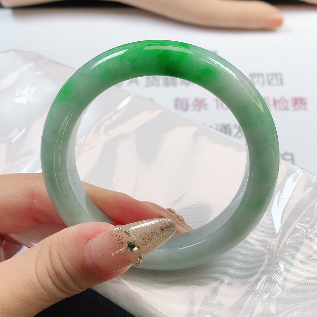 未镶嵌手镯翡翠634