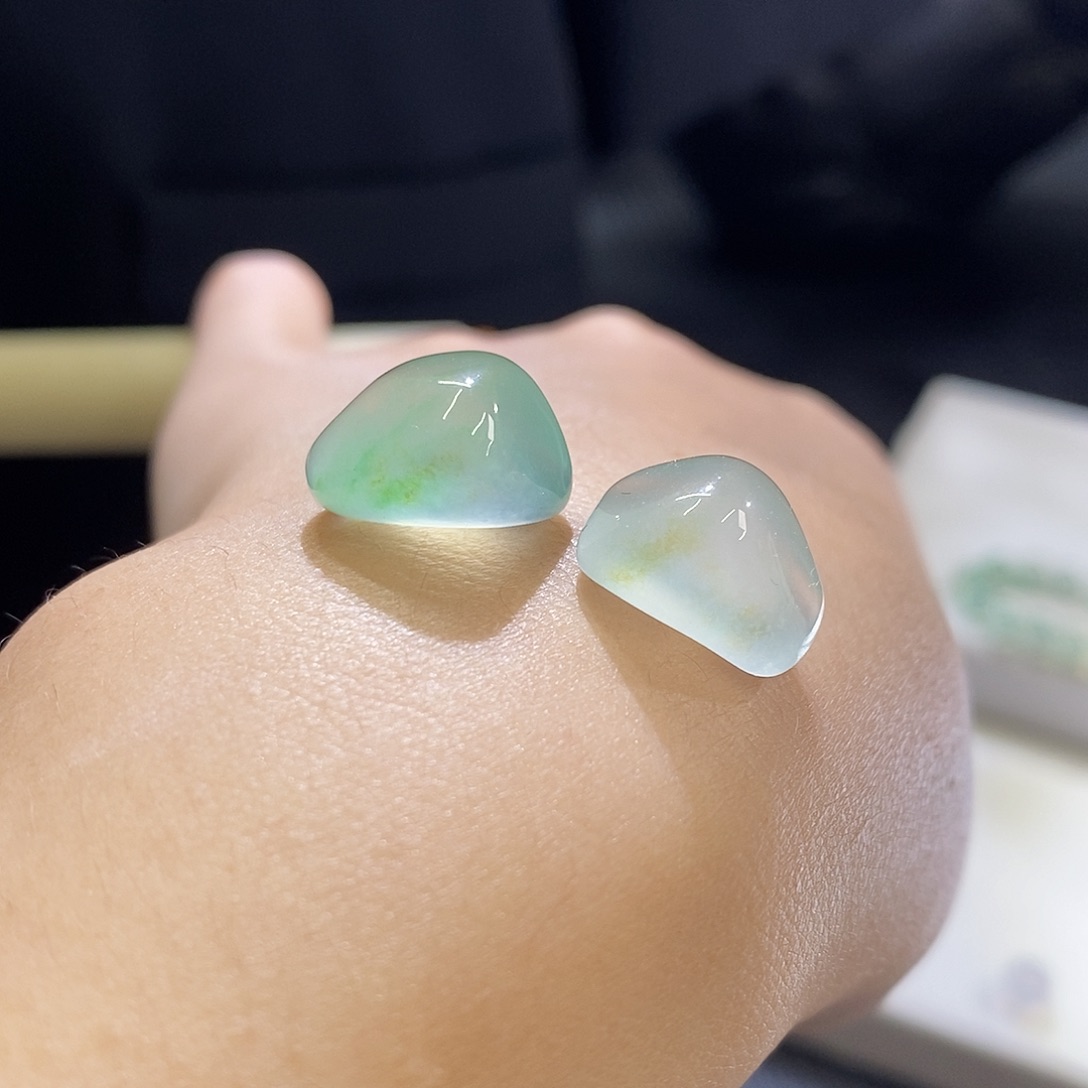 未镶嵌挂件翡翠随行