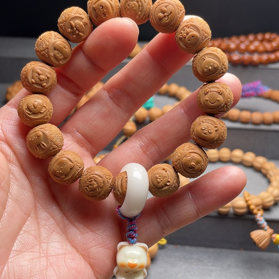 猴头核桃吊坠动物乐园