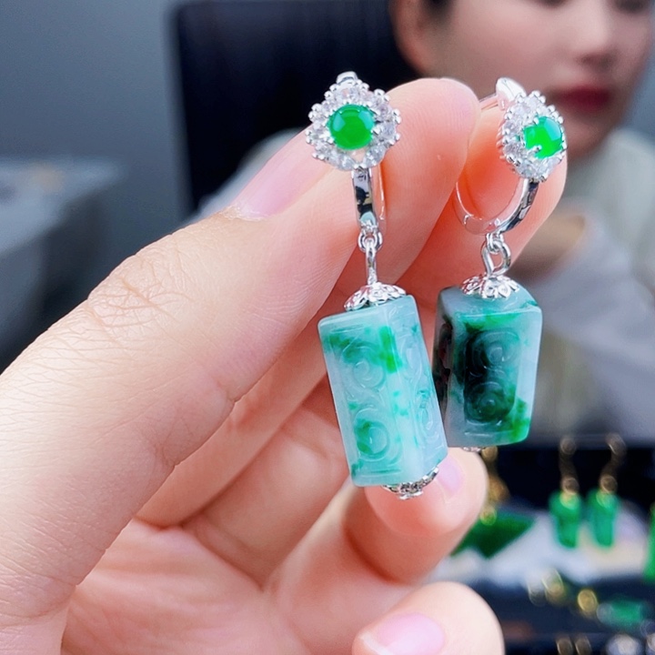 翡翠耳饰未镶嵌饰品