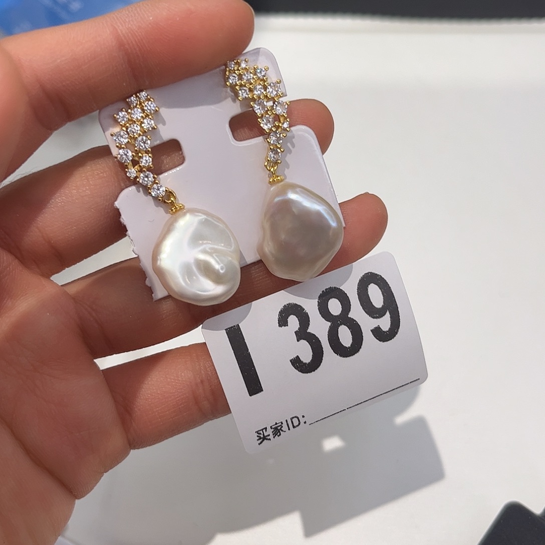 淡水珍珠耳饰合金