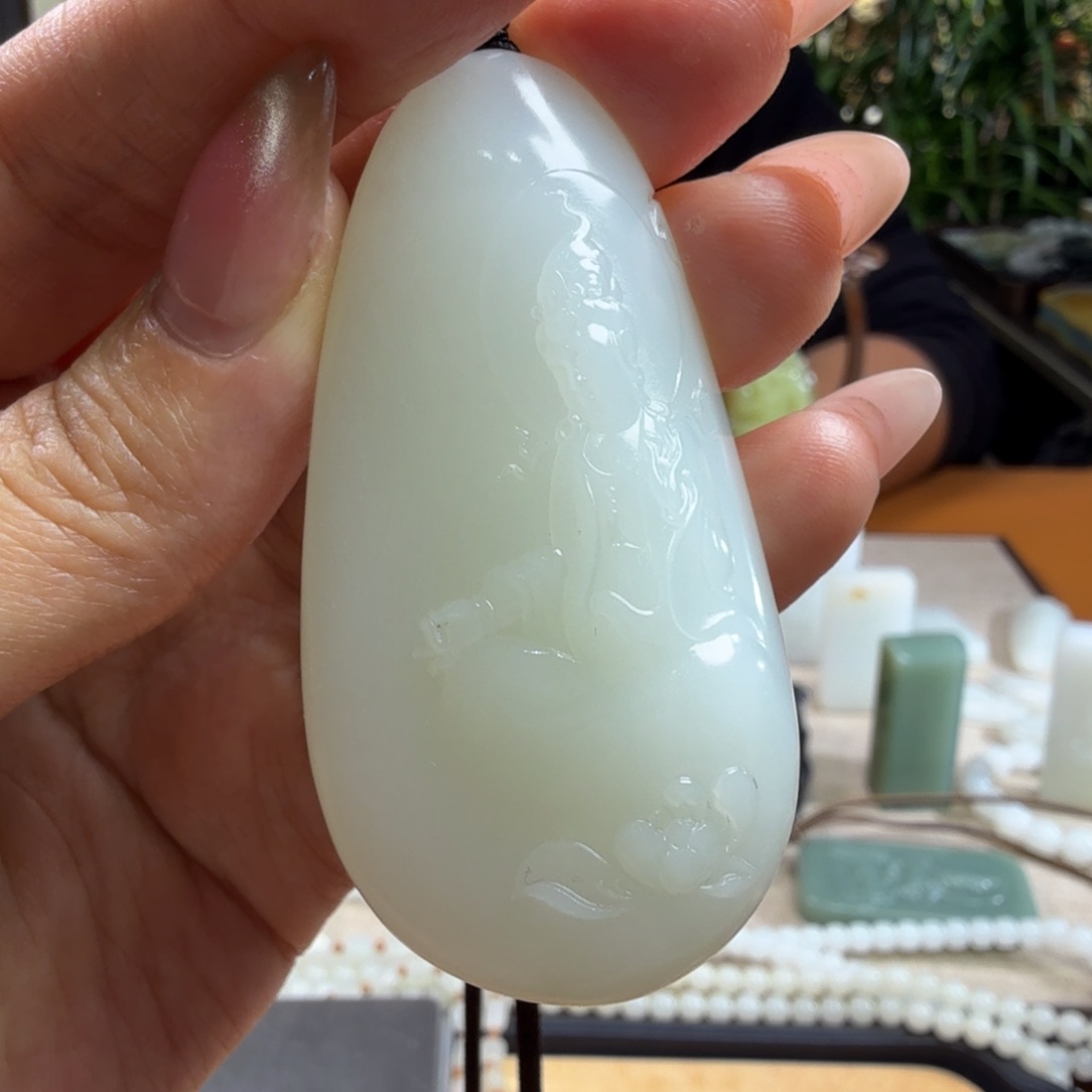 和田玉挂件未镶嵌文*