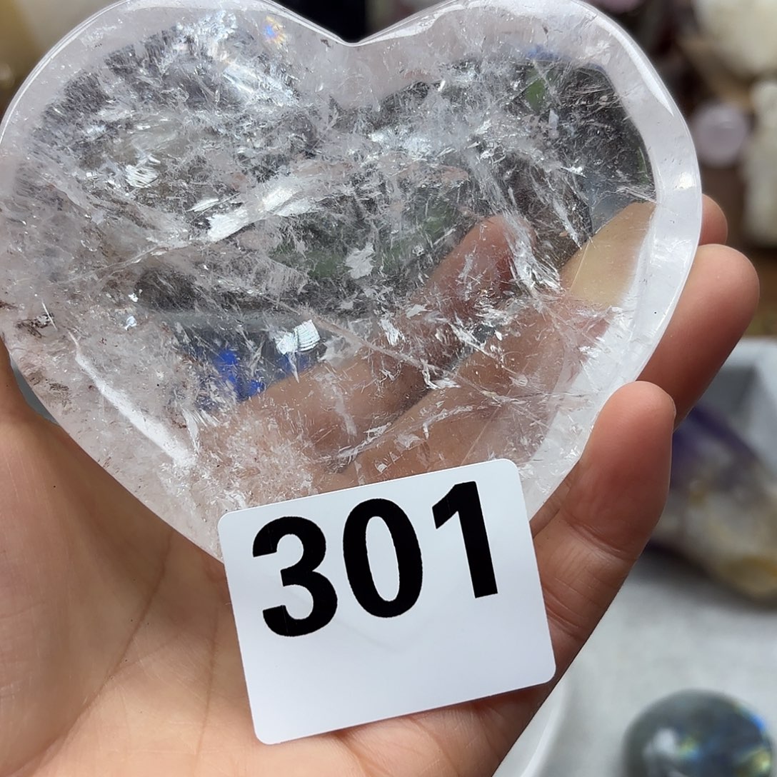 未镶嵌水晶大型摆件（非配饰）