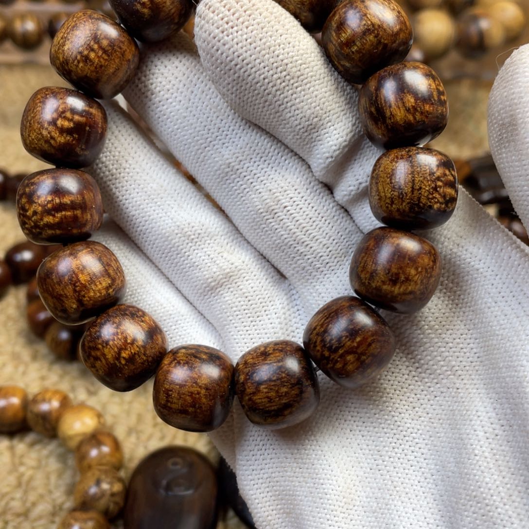 贡木其他老*贡木手串