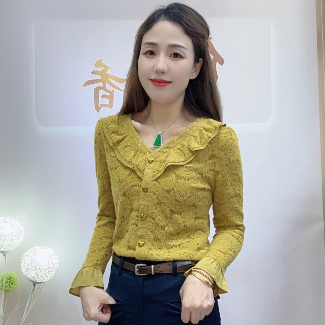 2025秋冬新款设计感百搭减龄加厚蕾丝上衣
