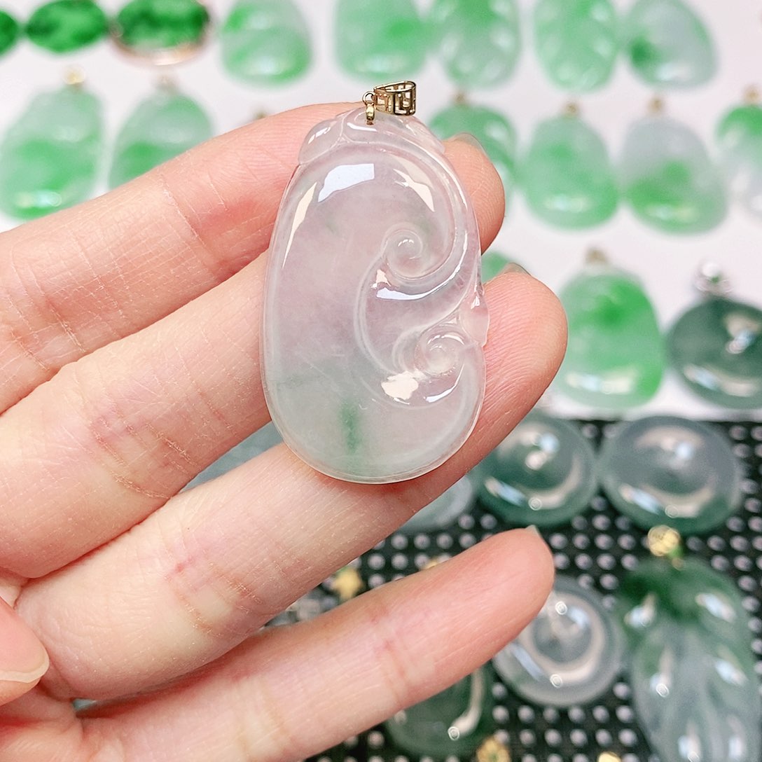 翡翠吊坠(不含链)18K金镶嵌