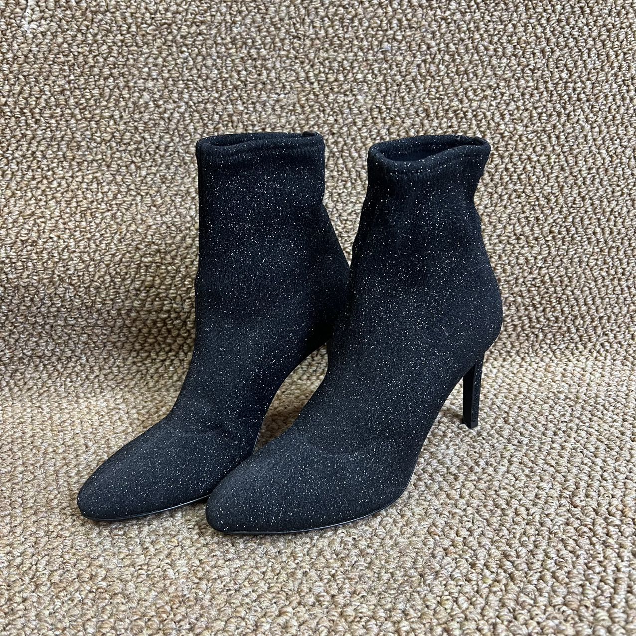 95新 Alexander McQueen/亚历山大·麦昆 专拍/35.5码/LZ918D996
