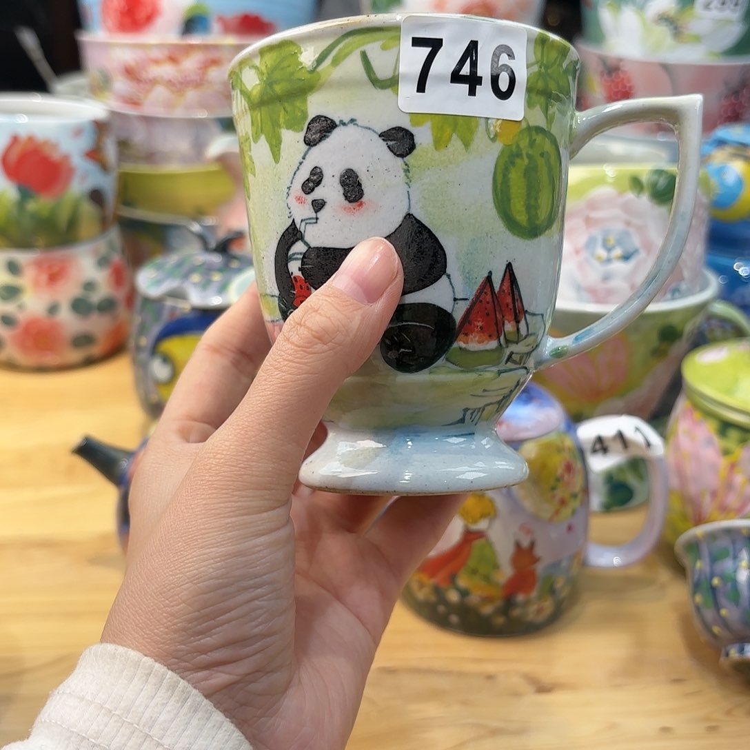 瓷片兔兔蛤小时候看