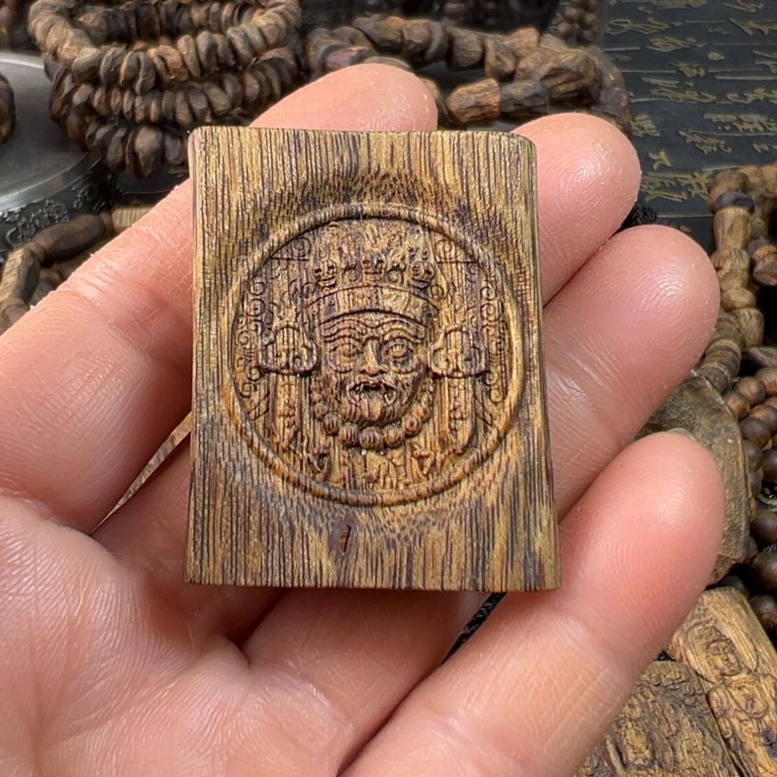 沉香吊坠奇楠吊坠