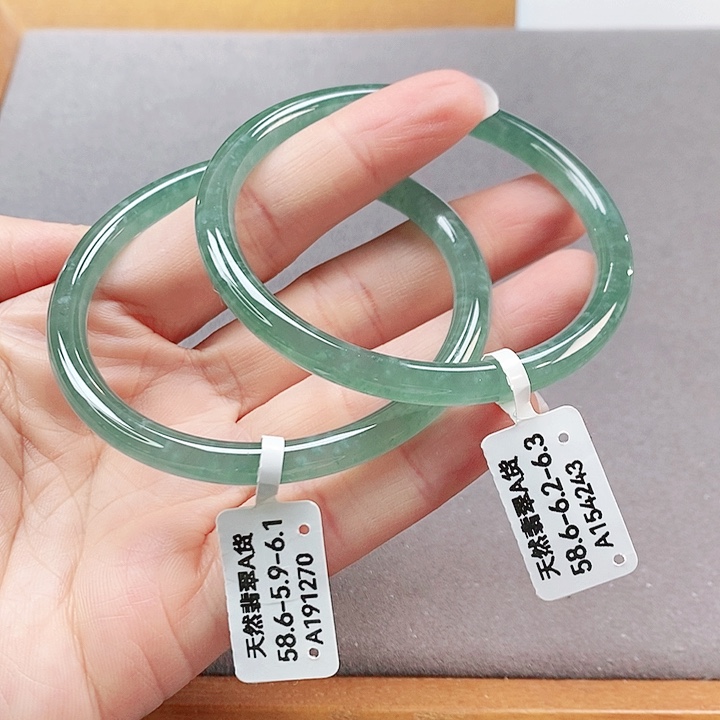 【闪购商品】翡翠手镯（圆镯）未镶嵌