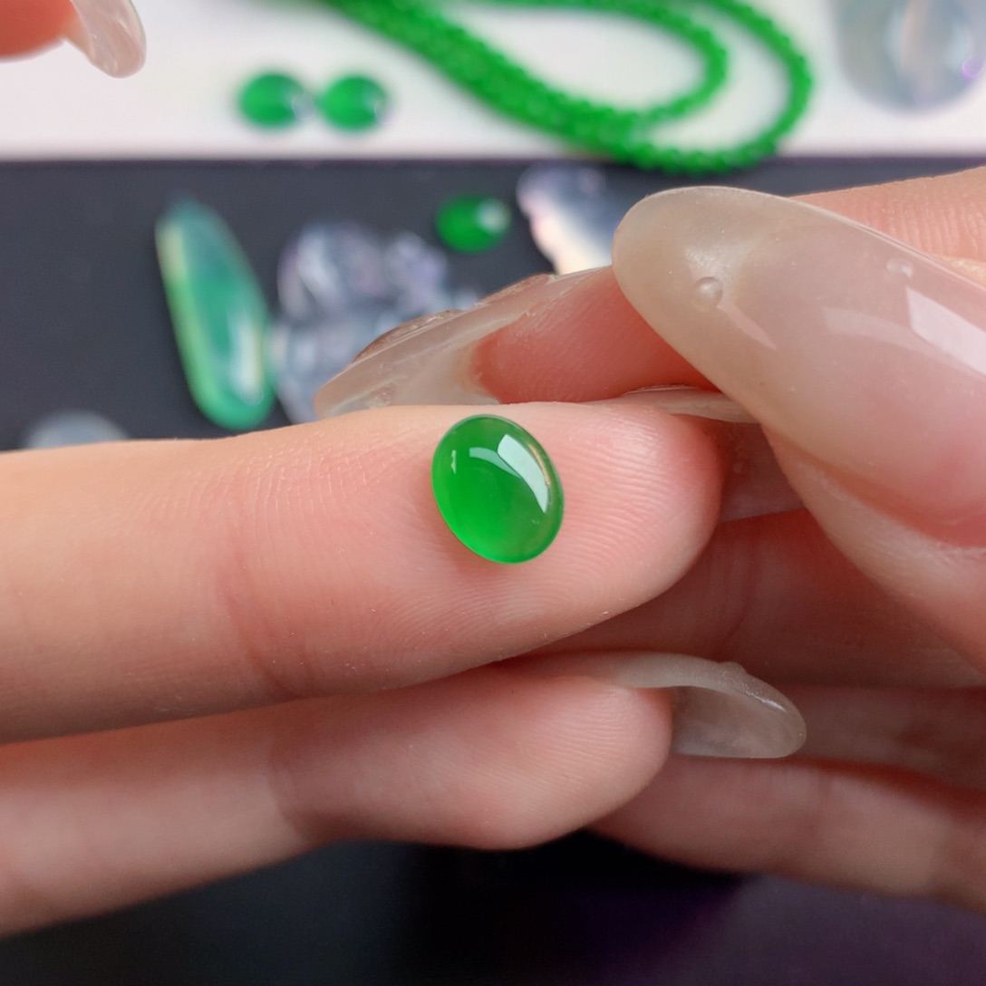 翡翠裸石7.6/5.96/2.61