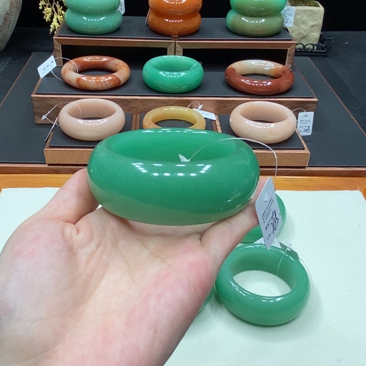 甜***】石英质玉（非洲翠）合金舍