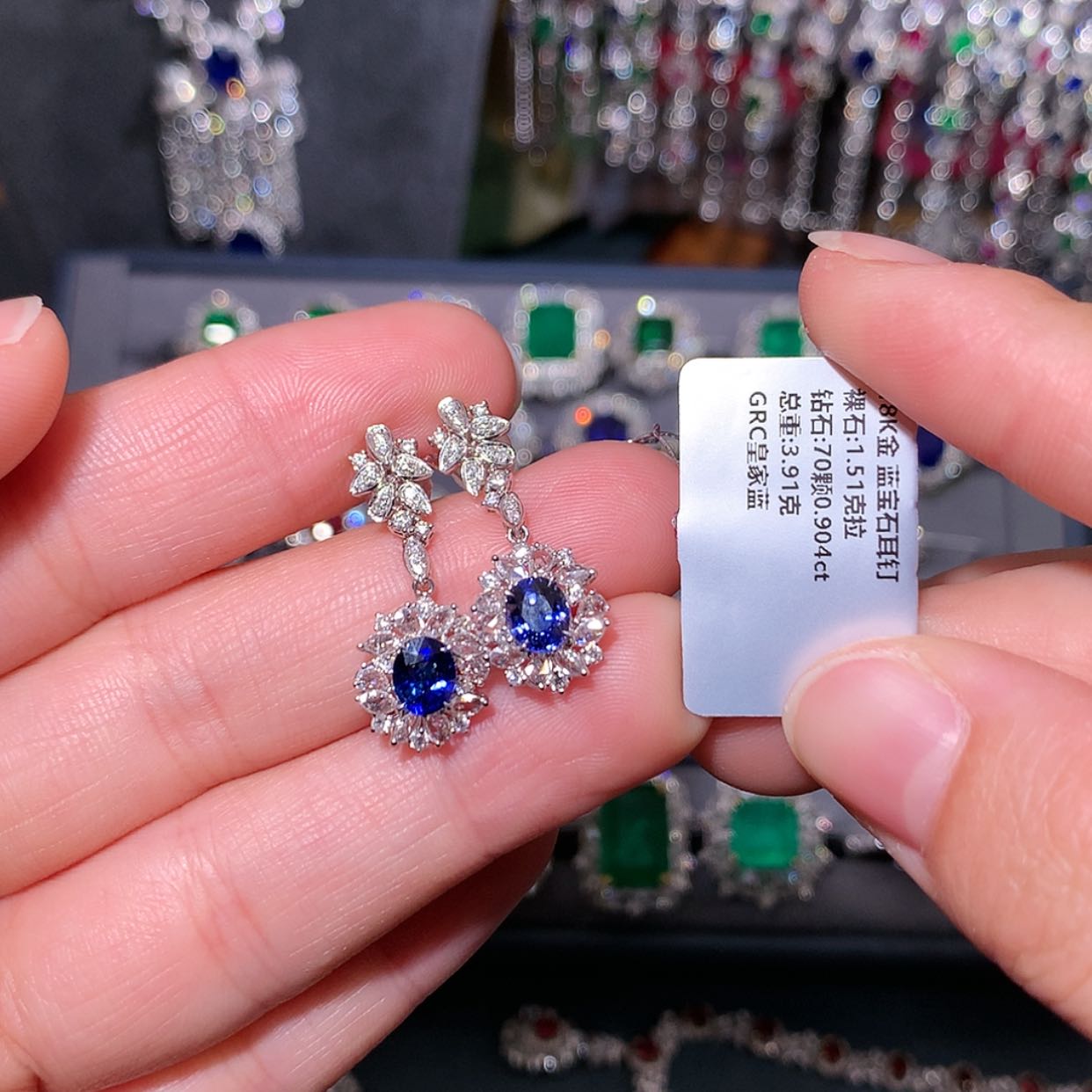 【闪购商品】蓝宝石耳钉18K金镶嵌