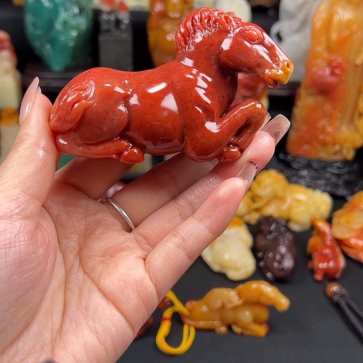 寿山石高山水冻石