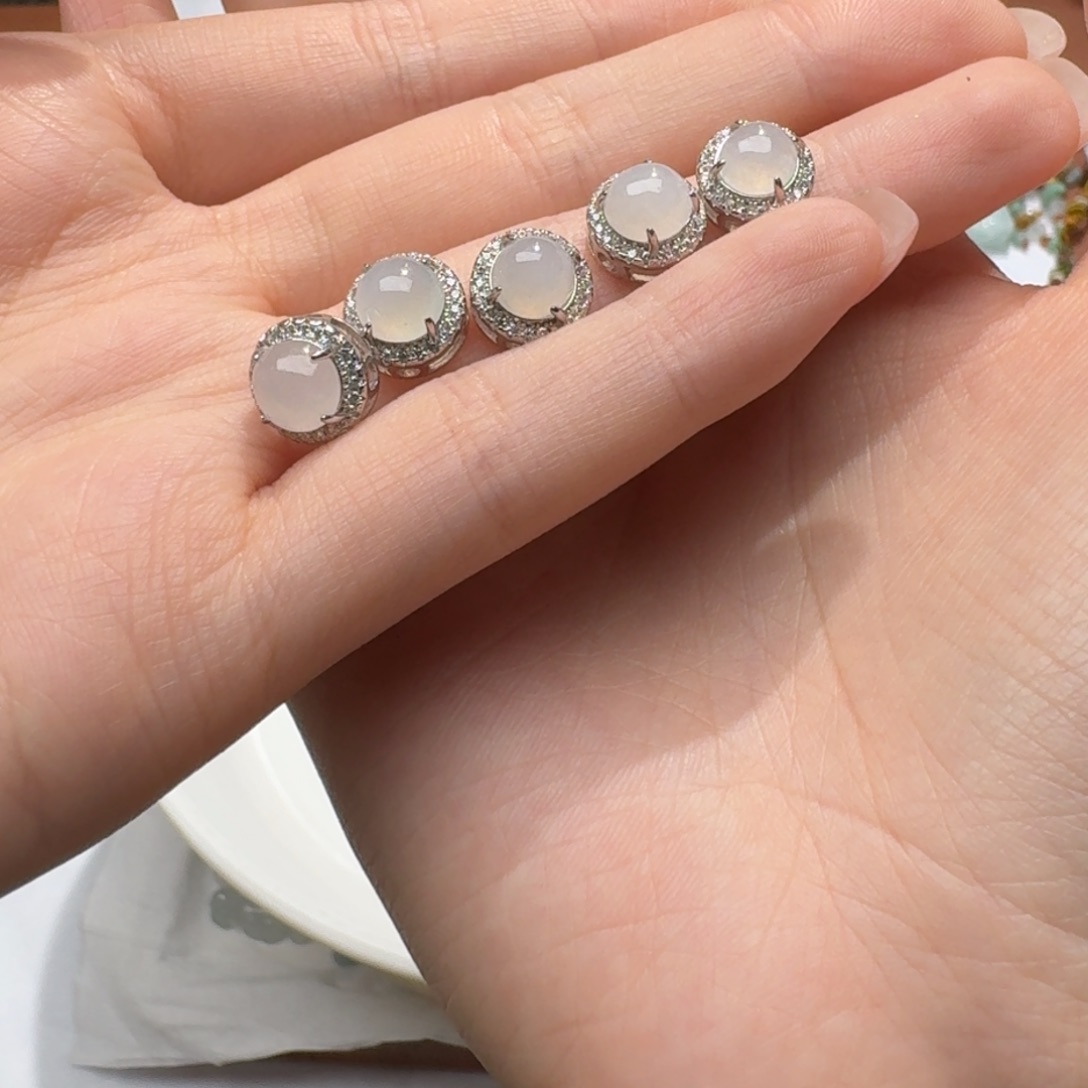 未镶嵌挂件翡翠默*