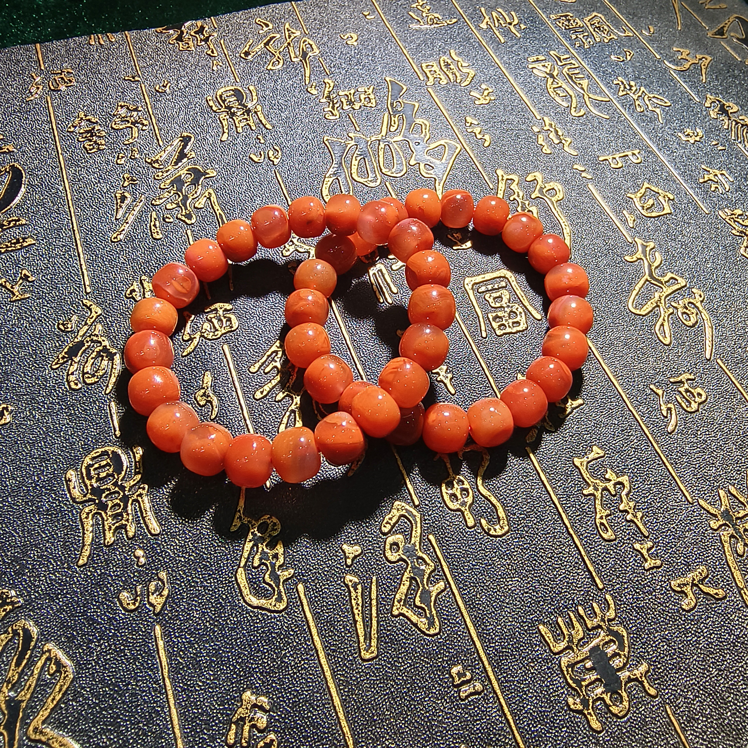 ZJSC010 南红玛瑙手串秋冬素款精美 8*10mm 多样性发其一