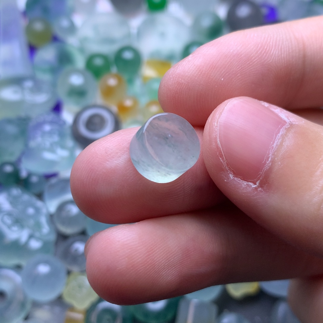 定制翡翠未镶嵌挂件