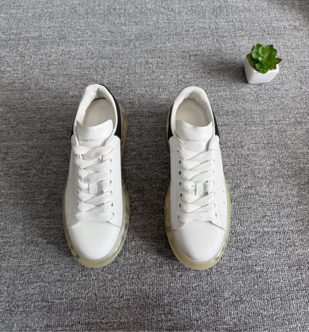 95新 Alexander McQueen/亚历山大·麦昆 小白鞋 37.5 没盒磨损小 