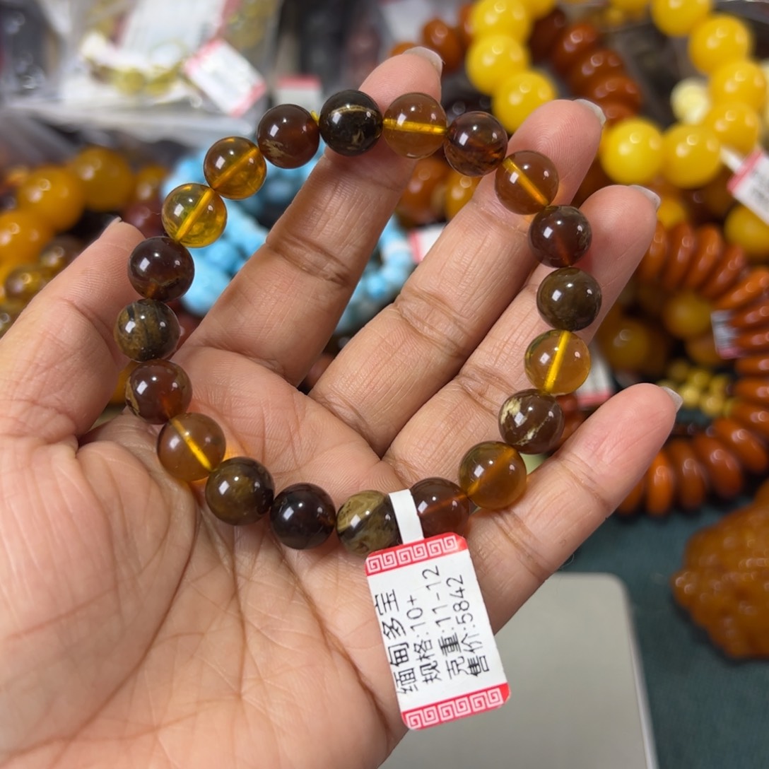 未镶嵌琥珀珠宝奇石1473