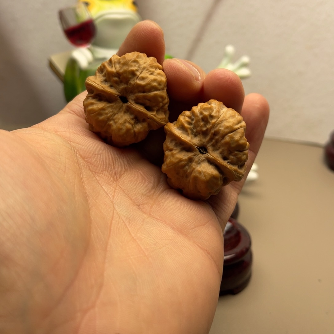 文玩核桃吊坠大****王延庆